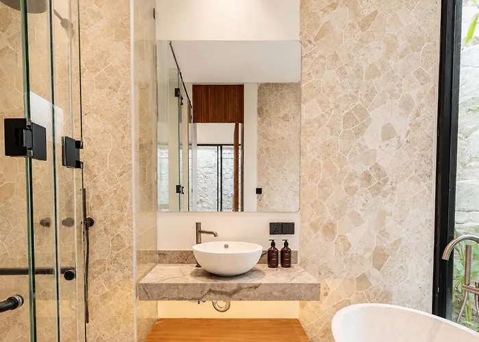 Villa Svargi D 3br Luxury W Privatepool Near Padang Padang