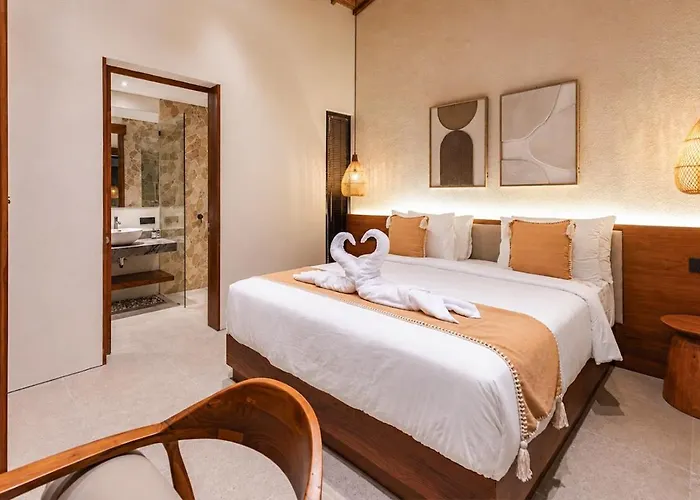 Svargi D 3br Luxury W Privatepool Near Padang Padang *