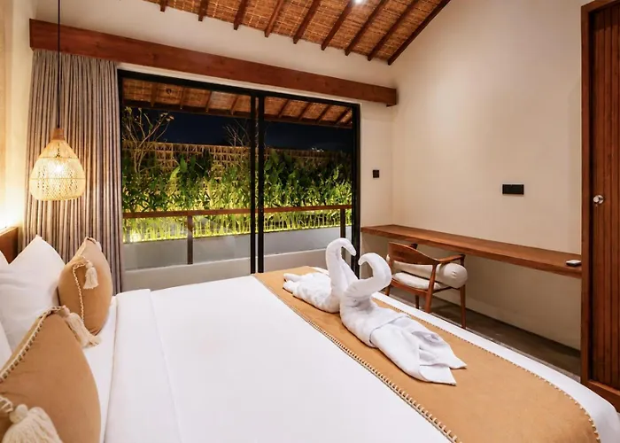 Svargi D 3br Luxury W Privatepool Near Padang Padang *